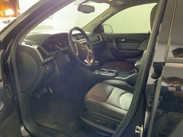 2016 GMC Acadia SLE-2