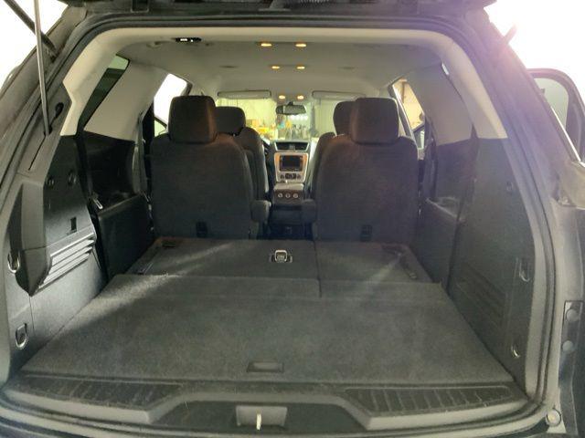 2016 GMC Acadia SLE-2