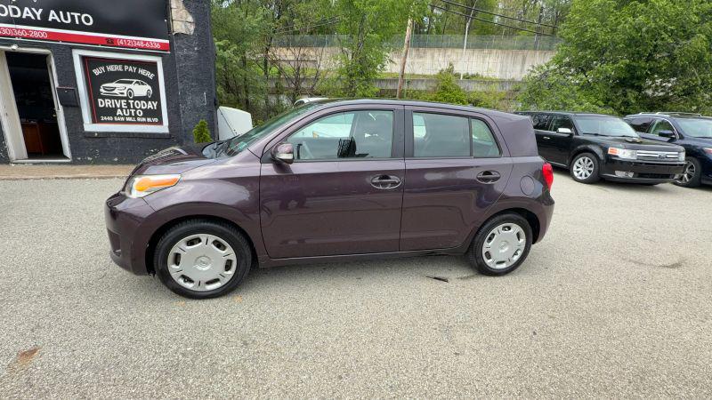 2010 Scion xD Base