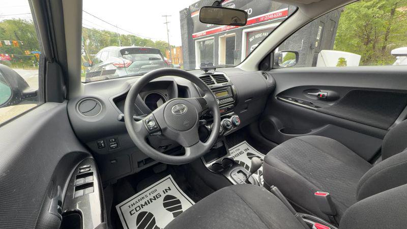2010 Scion xD Base