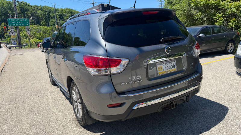 2015 Nissan Pathfinder SL