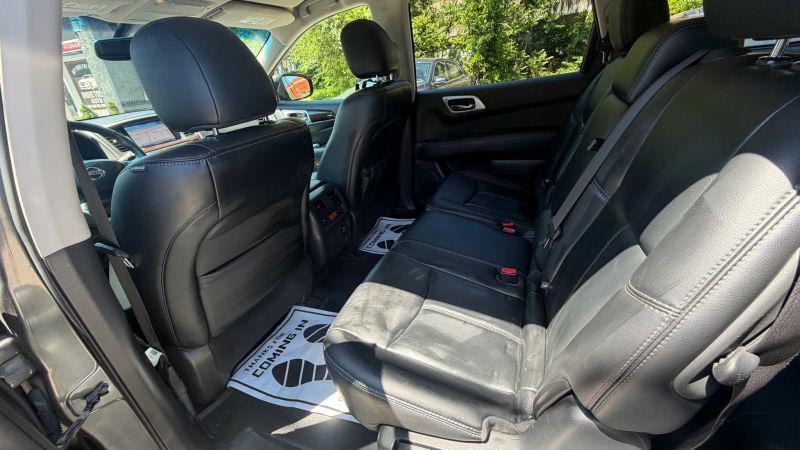 2015 Nissan Pathfinder SL