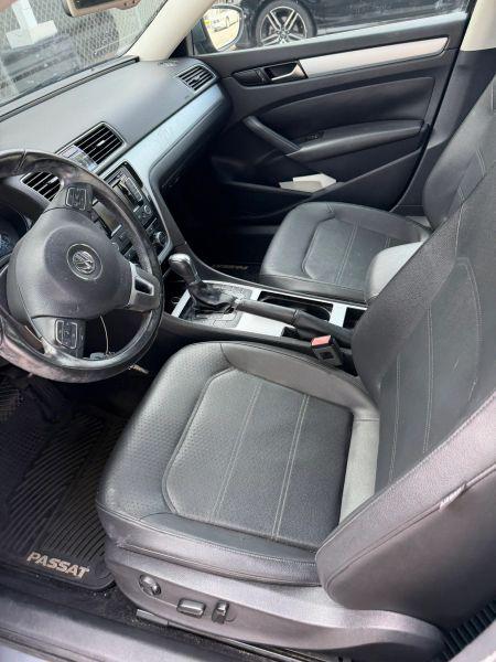 2012 Volkswagen Passat 2.5L SE