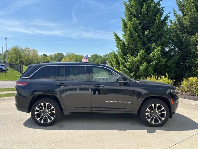 2022 Jeep Grand Cherokee Overland 4x4