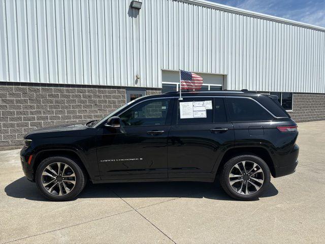 2022 Jeep Grand Cherokee Overland 4x4