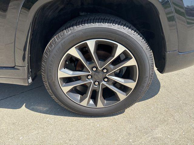2022 Jeep Grand Cherokee Overland 4x4