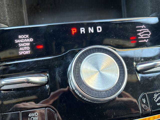 2022 Jeep Grand Cherokee Overland 4x4