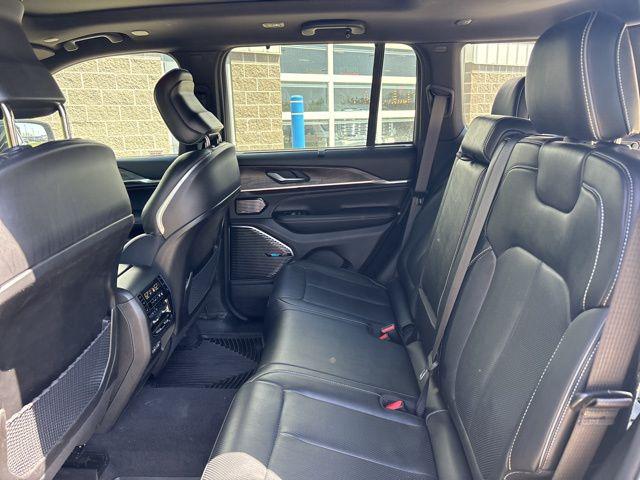 2022 Jeep Grand Cherokee Overland 4x4