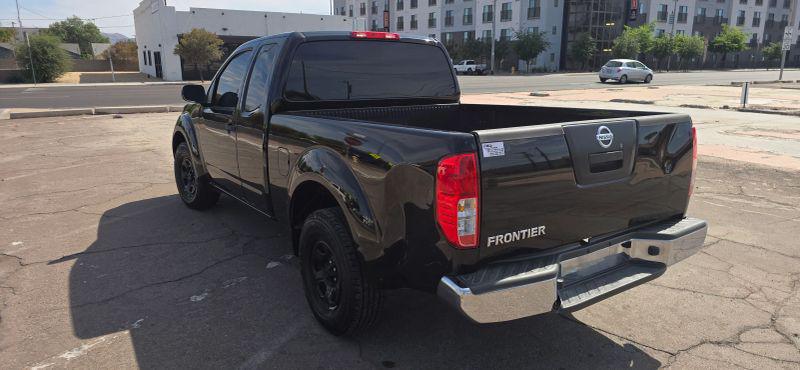 2011 Nissan Frontier S