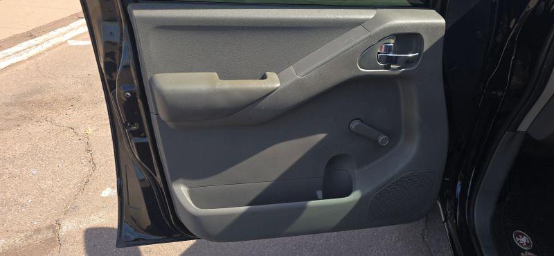2011 Nissan Frontier S