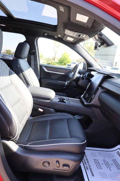 2025 GMC Acadia AWD Denali