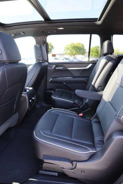 2025 GMC Acadia AWD Denali