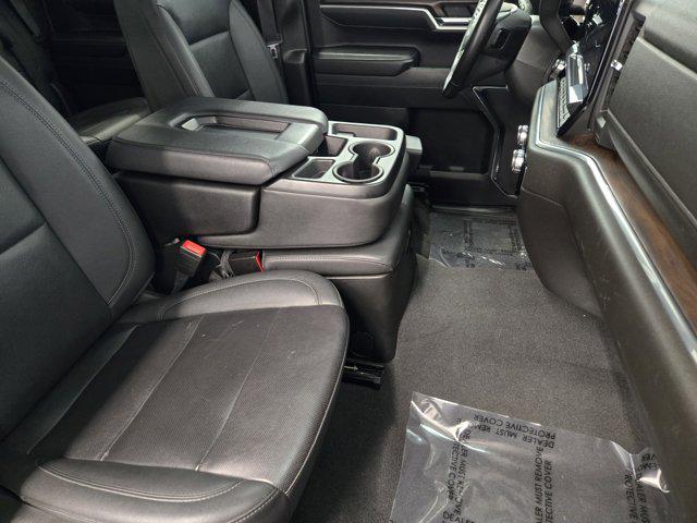 2024 GMC Sierra 1500 2WD Crew Cab Short Box SLT