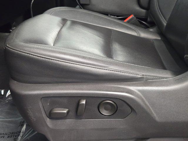 2024 GMC Sierra 1500 2WD Crew Cab Short Box SLT