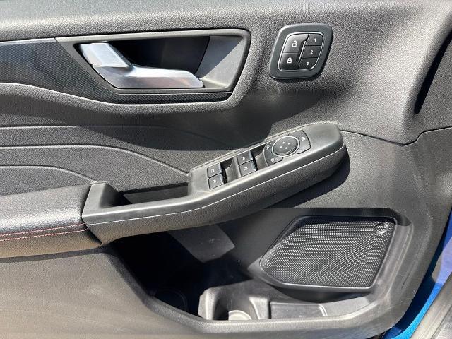 2023 Ford Escape ST-Line Elite