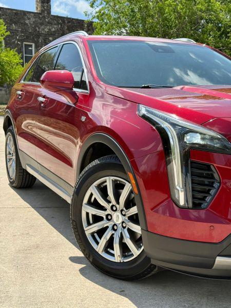 2019 Cadillac XT4 Premium Luxury