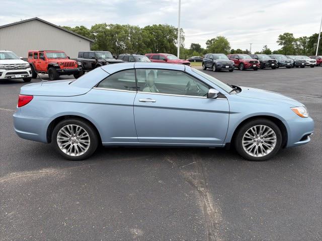 2013 Chrysler 200 Limited