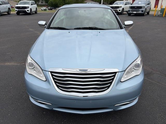 2013 Chrysler 200 Limited