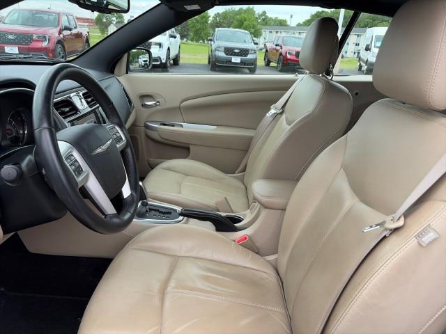 2013 Chrysler 200 Limited