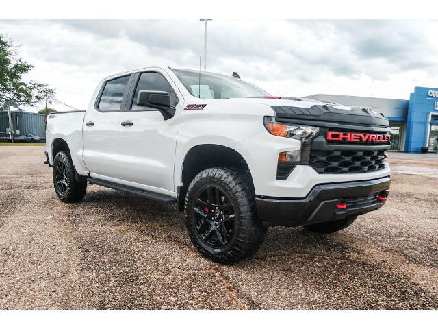 2024 Chevrolet Silverado 1500 4WD Crew Cab Short Bed Custom Trail Boss