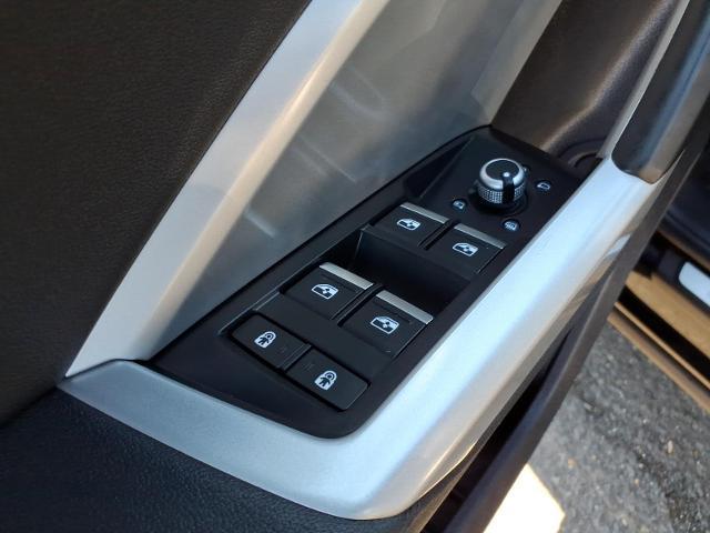 2023 Audi Q3 Premium 45 TFSI S line quattro Tiptronic