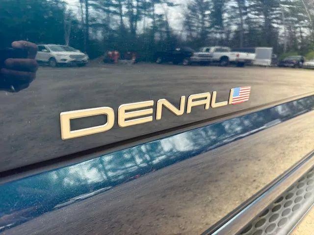 2005 GMC Yukon Denali