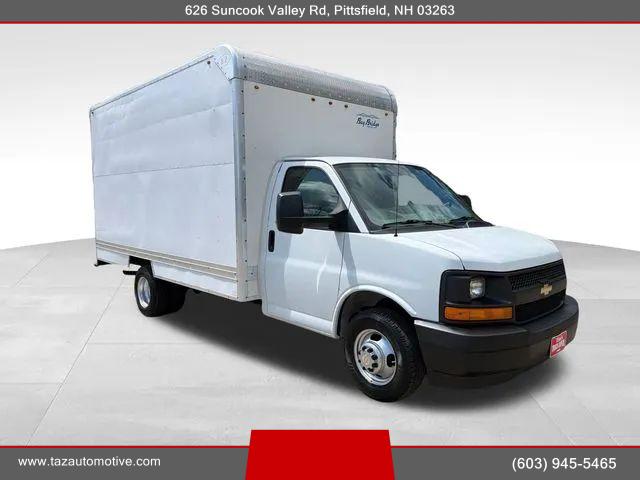 2017 Chevrolet Express Cutaway Work Van for sale in Pittsfield, NH
