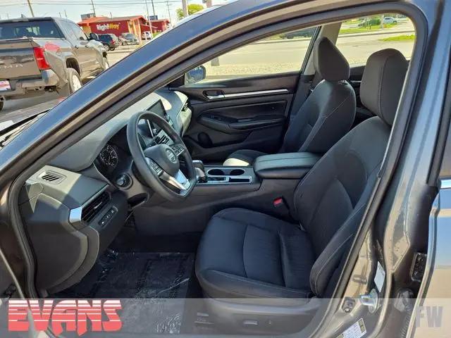 2022 Nissan Altima SV FWD