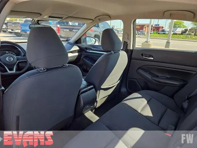 2022 Nissan Altima SV FWD