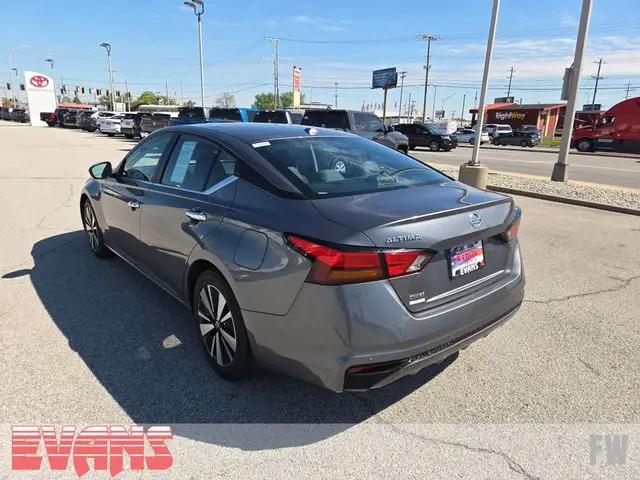 2022 Nissan Altima SV FWD