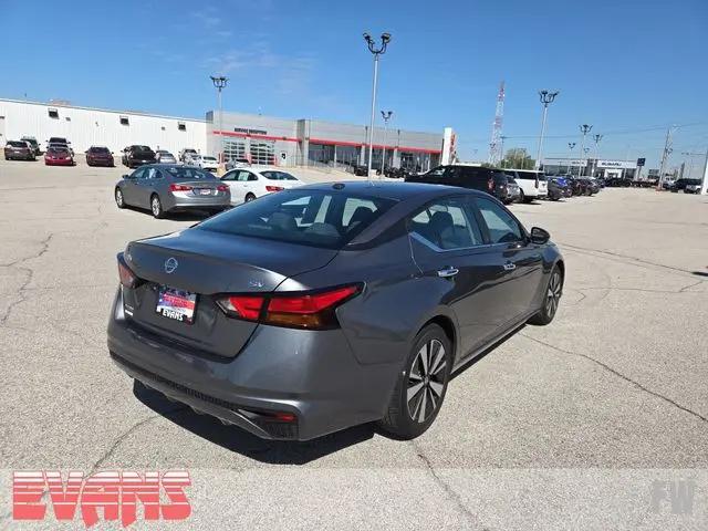2022 Nissan Altima SV FWD