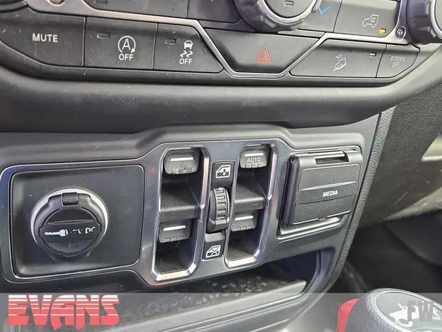 2019 Jeep Wrangler Unlimited Sahara 4x4