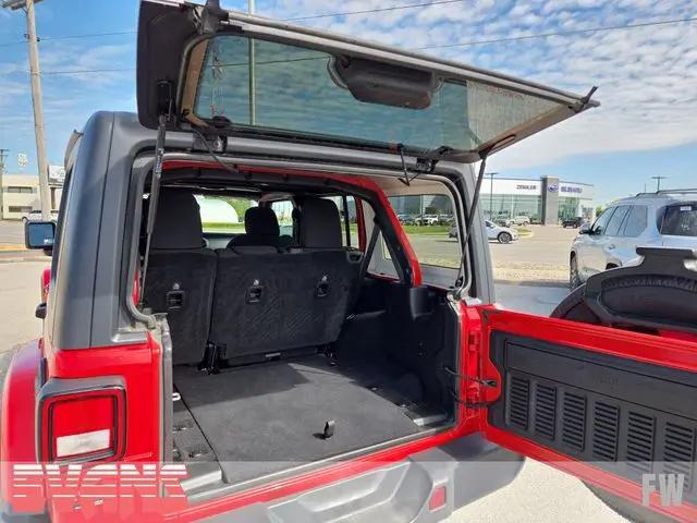2019 Jeep Wrangler Unlimited Sahara 4x4