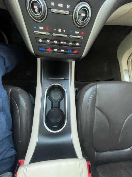 2015 Lincoln MKC Base