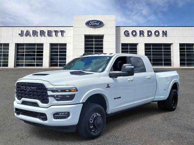 2026 Ram 3500 Limited Mega Cab 4x4 6'4" Box