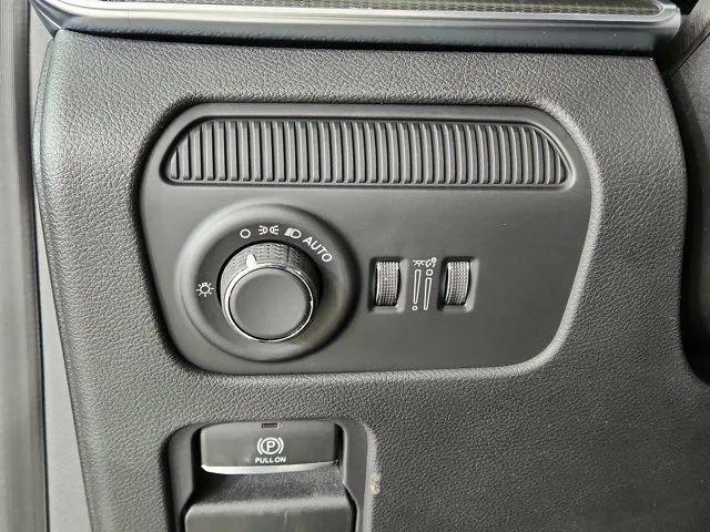 2026 Jeep Grand Wagoneer Summit Obsidian 4x4