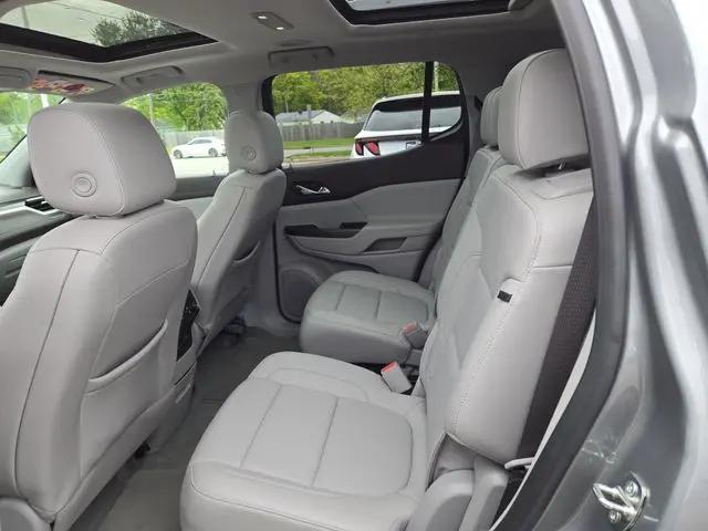 2023 GMC Acadia FWD SLT