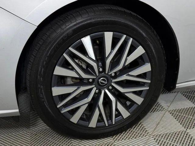 2024 Nissan Altima SV FWD