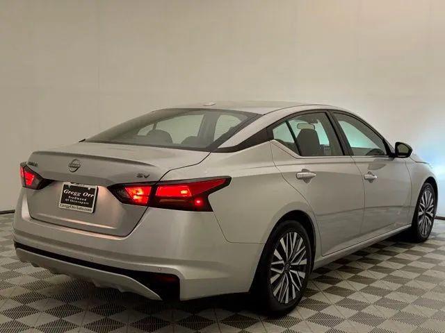 2024 Nissan Altima SV FWD