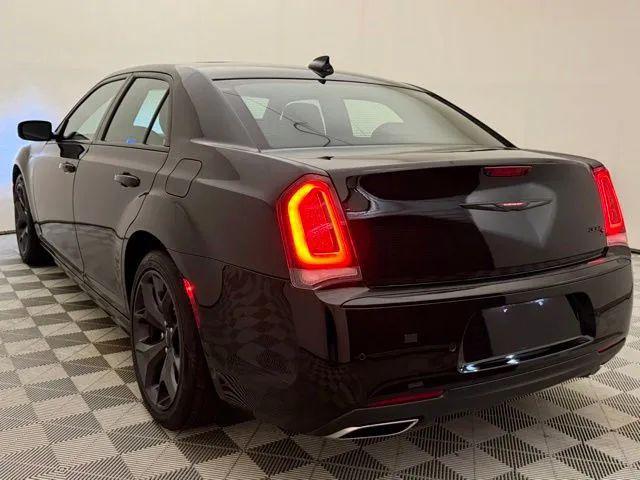 2023 Chrysler 300 300S