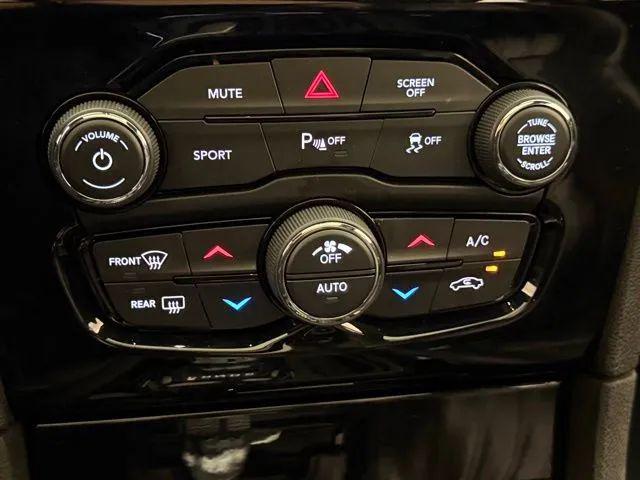 2023 Chrysler 300 300S