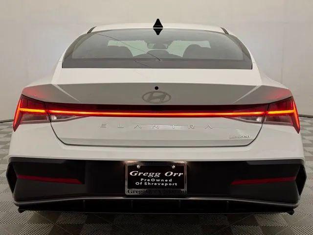 2025 Hyundai Elantra Limited