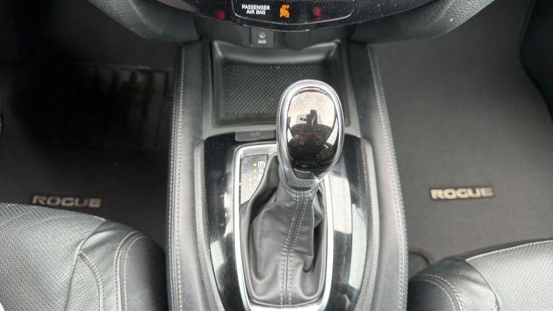 2017 Nissan Rogue SL