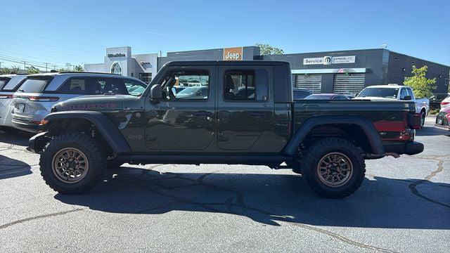 2024 Jeep Gladiator Sport