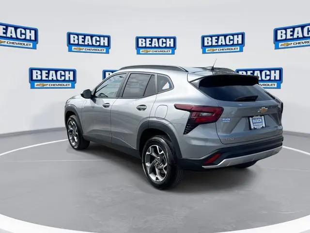 2025 Chevrolet Trax FWD LT