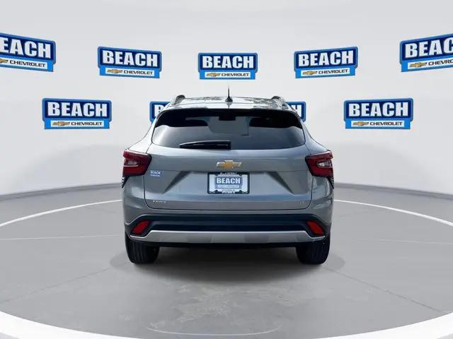 2025 Chevrolet Trax FWD LT