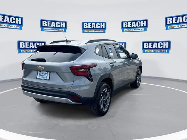 2025 Chevrolet Trax FWD LT