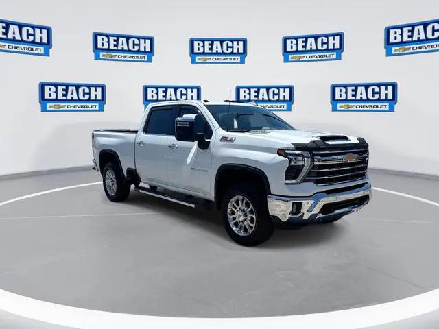 2025 Chevrolet Silverado 2500HD 4WD Crew Cab Standard Bed LTZ
