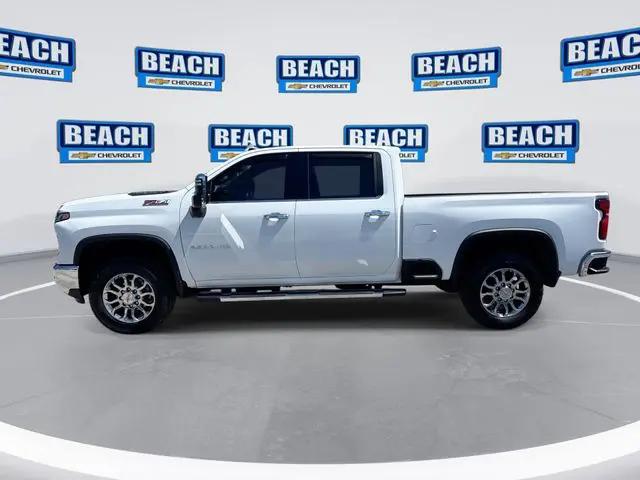 2025 Chevrolet Silverado 2500HD 4WD Crew Cab Standard Bed LTZ