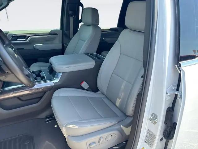 2025 Chevrolet Silverado 2500HD 4WD Crew Cab Standard Bed LTZ